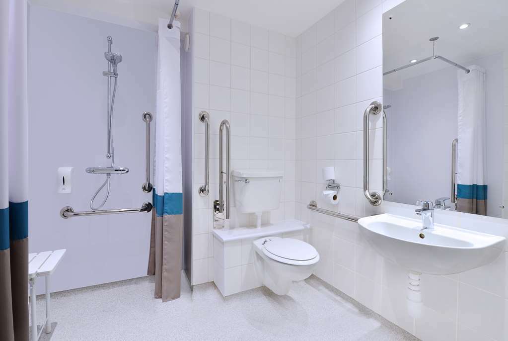 Travelodge Fulham 3* Londra